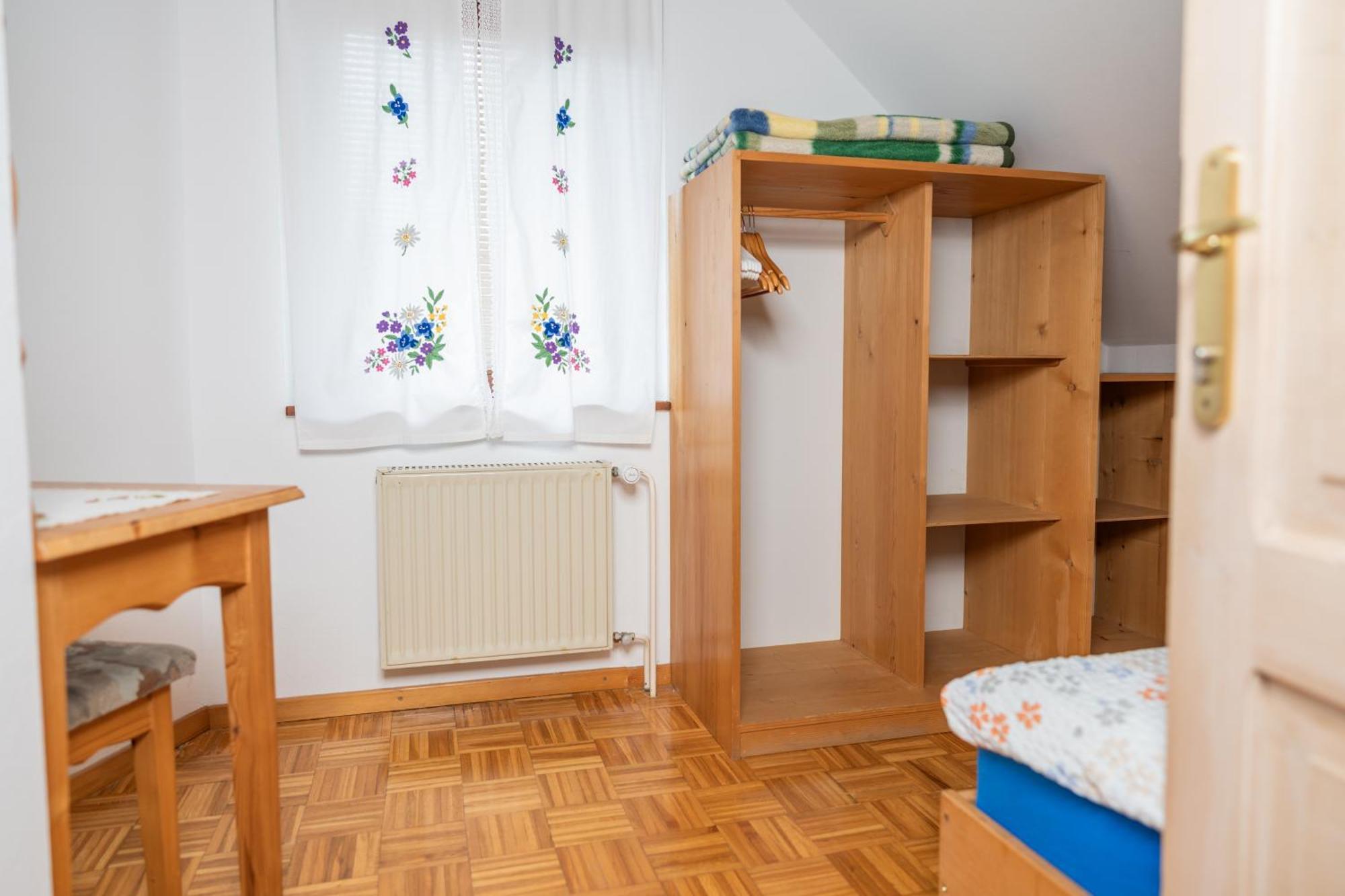 Holiday Home Pri Srni Бохин Екстериор снимка