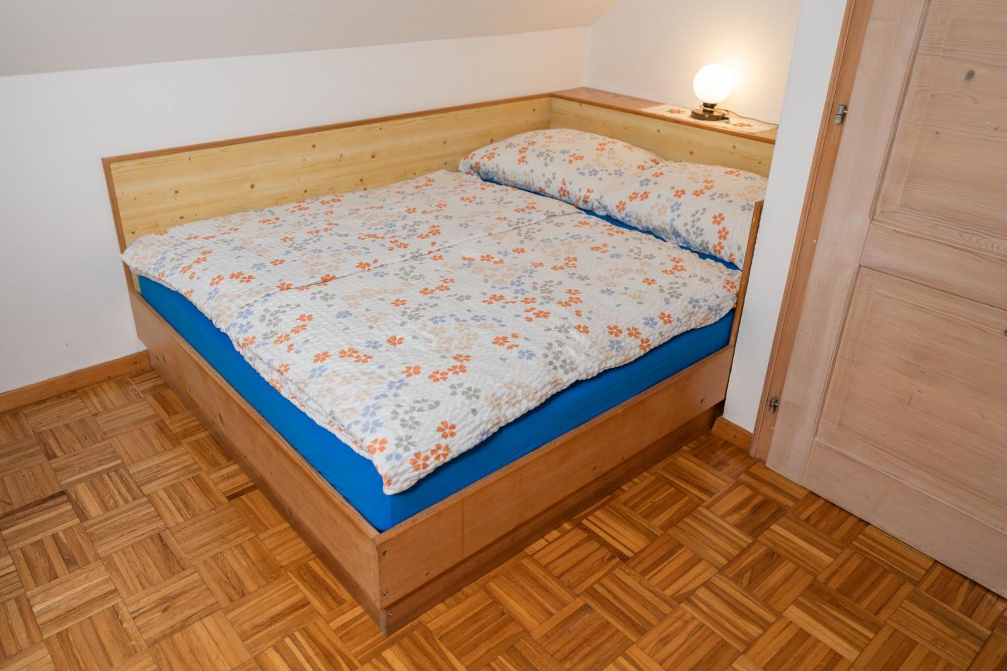 Holiday Home Pri Srni Бохин Екстериор снимка